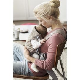 BabyBjorn - Marsupiu anatomic Mini, cu pozitii multiple de purtare Greige, Mesh