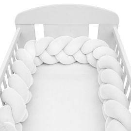 Protectie laterala pentru patut, Tip Bumper impletit, Din muselina, Din materiale certificate Oeko Tex Standard 100, New Baby, Lungime 210 cm, White
