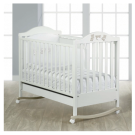 Patut bebe balansoar din lemn masiv, cu sertar, roti, laterale culisabile si inaltime reglabila a saltelei, Leo, 127x63 cm