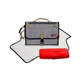 Skip Hop Statie de schimbat - Pronto Signature Black/White