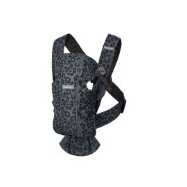 BabyBjorn - Marsupiu anatomic Mini, cu multiple pozitii de purtare, Anthracite/Leopard, 3D Mesh, Editie Limitata