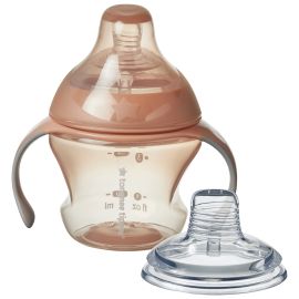 Cana de tranzitie Tommee Tippee portocaliu, tetina asemanatoare sanului si duza de baut din silicon moale, manere detasabile, usor de prins, capac etans, 150 ml, 4-7 luni, portocaliu.