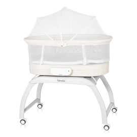 Patut balansoar, Lionelo, Coral, Cu landou ergonomic detasabil, Functie de balansare integrata, Functie de cantar, Sunete si cantece de leagan, Cu roti, Panou tactil sau telecomanda, 0-9 kg, EN 1130:2019+AC:2020,EN 16890:2017+A1:2021, Alb